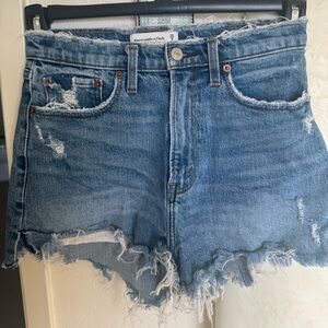 ABERCROMBIE high rise shorts.
